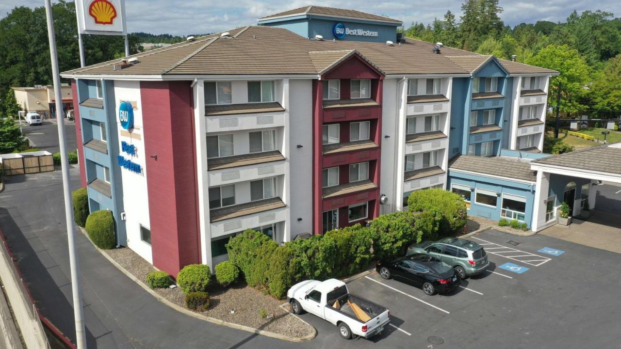 Best Western Lake Oswego Hotel & Suites Exterior photo